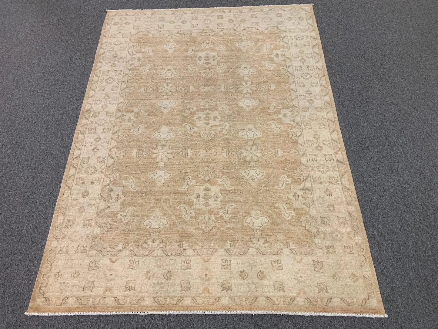 Chobi Sandy Beige 5X7 Handmade Wool Rug # 9312