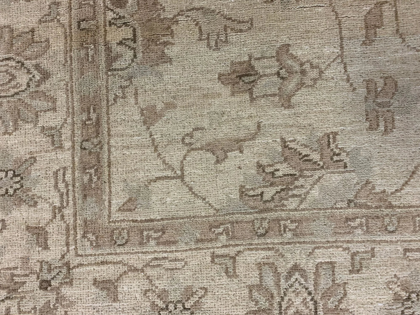 Chobi Ivory/antique looks 5X7 Handmade Wool Rug # 9291