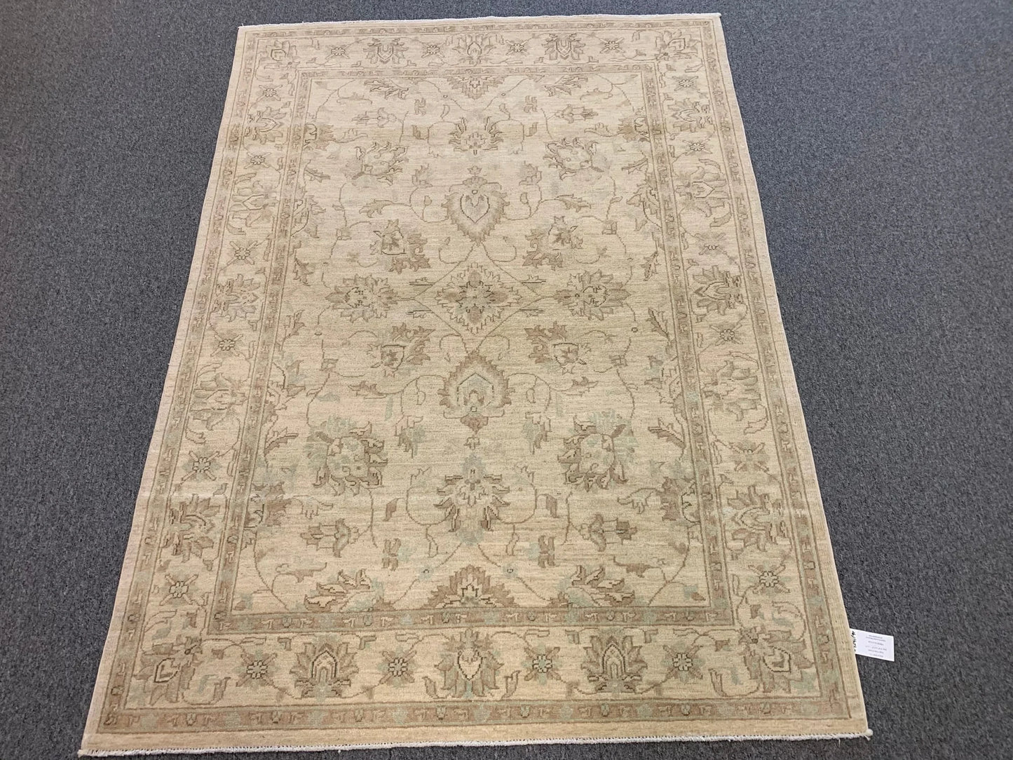 Chobi Ivory/antique looks 5X7 Handmade Wool Rug # 9291