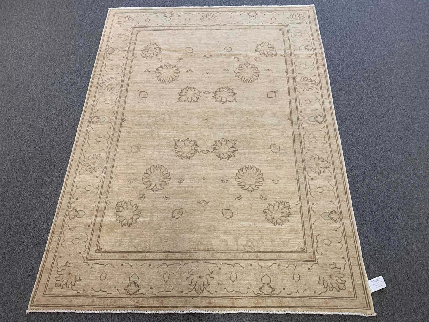 Chobi Ivory/antique looks 5X7 Handmade Wool Rug # 9605