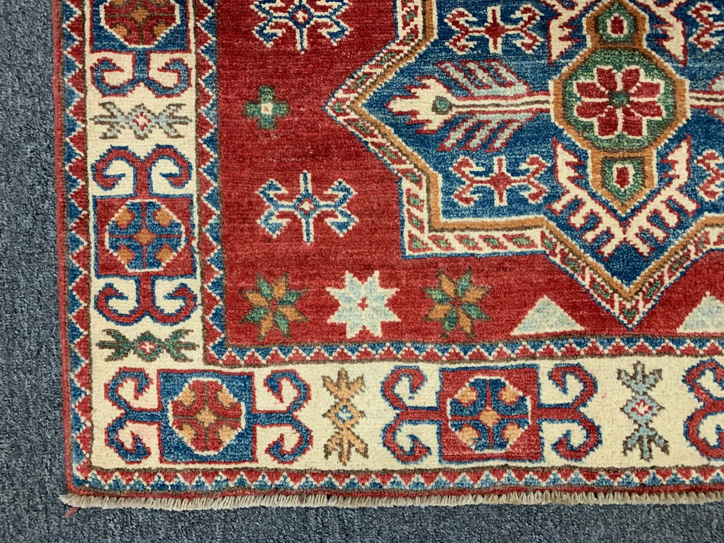 3' X 5' Fine Kazak Handmade Wool Rug # 10152
