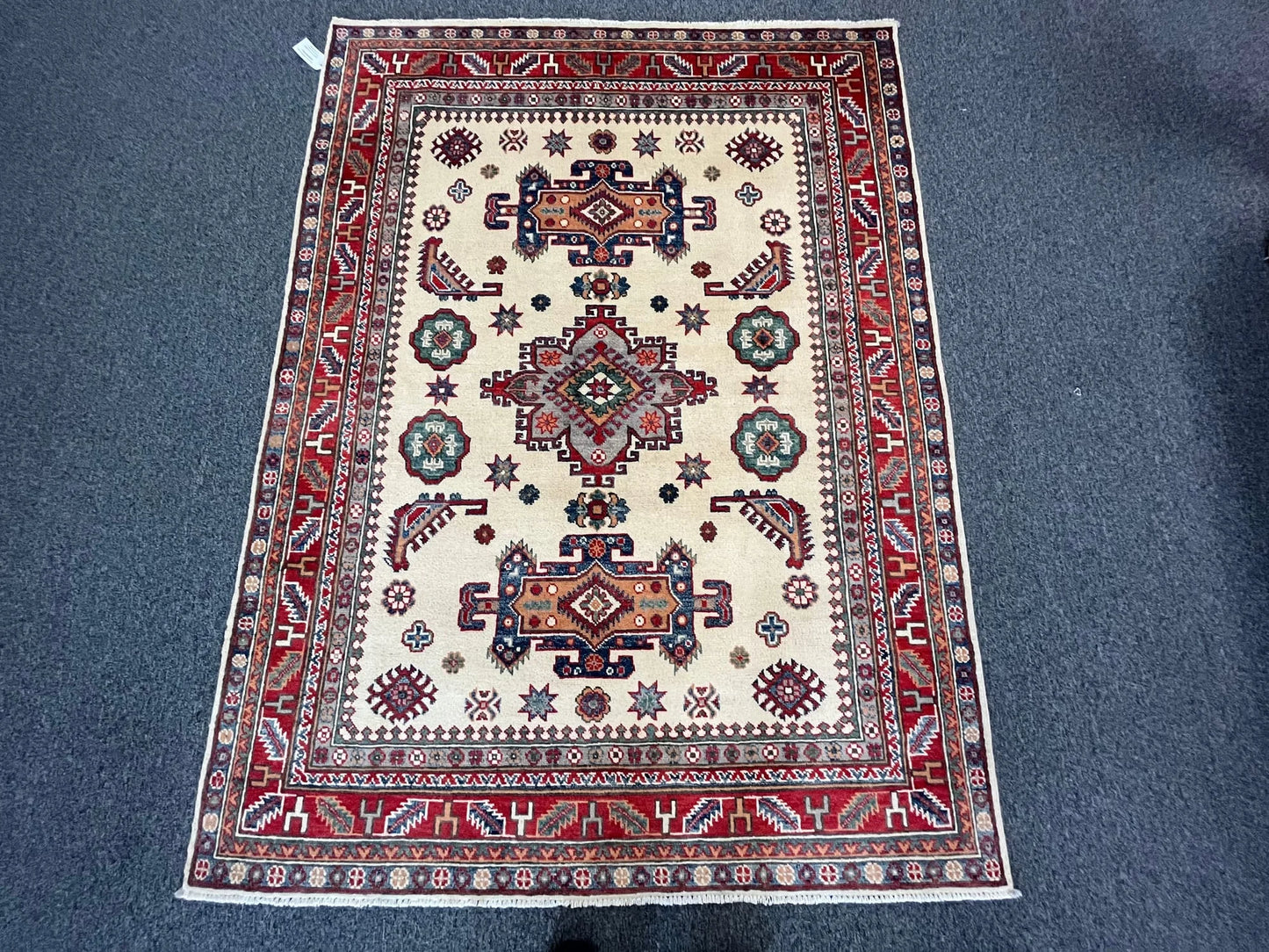 Kazak Ivory/Rest 5X7 Handmade Wool Rug # 12509