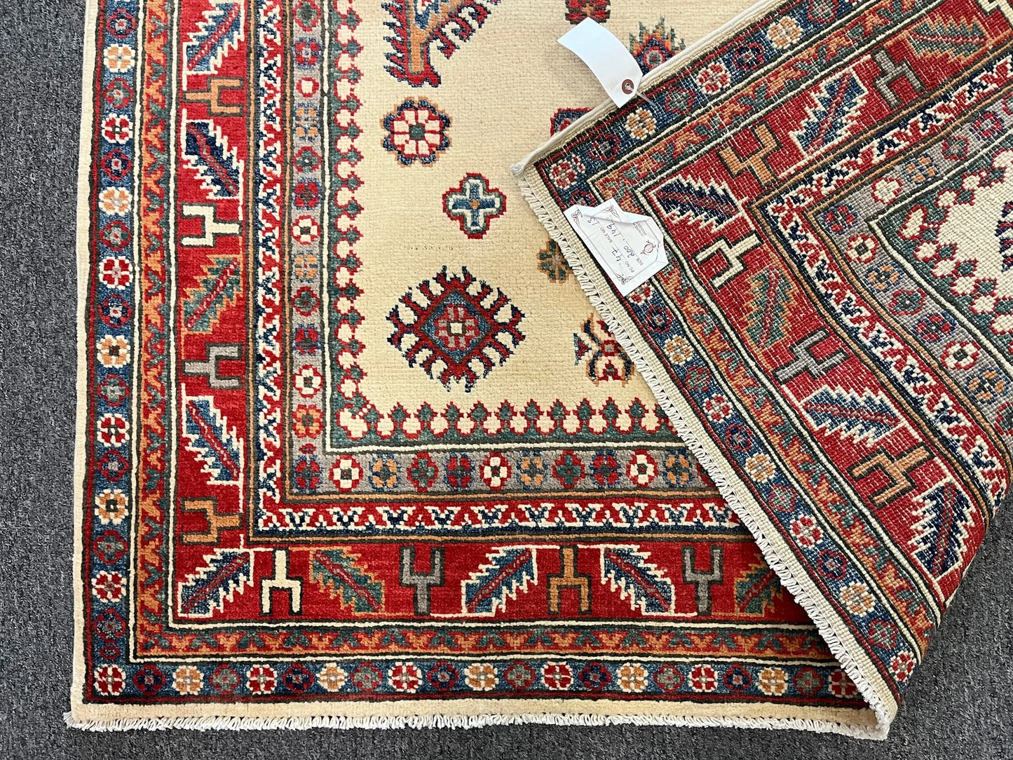 Kazak Ivory/Rest 5X7 Handmade Wool Rug # 12509