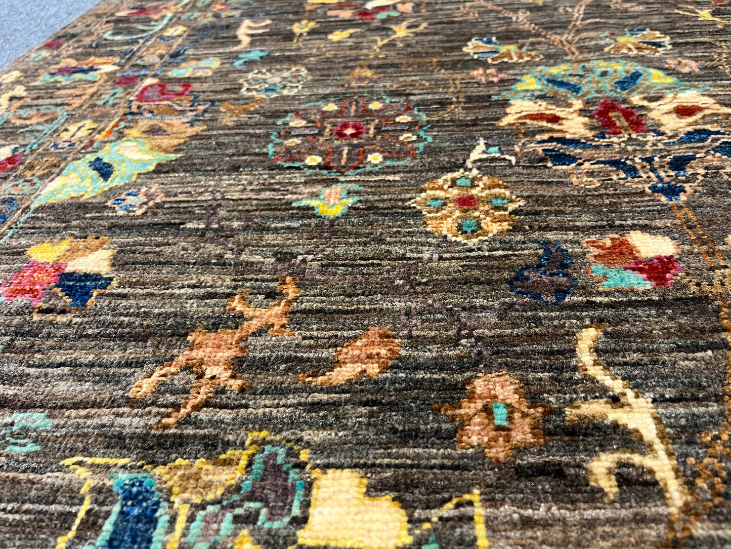 Gray Mohal 4X6 Handmade Wool Rug # 14594