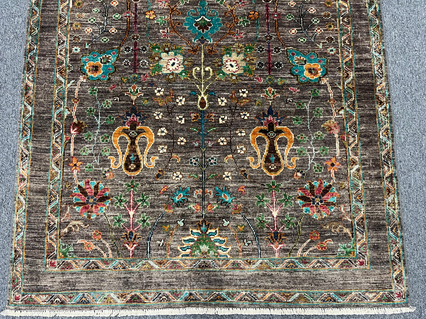 Gray Mohal 4X6 Handmade Wool Rug # 14592