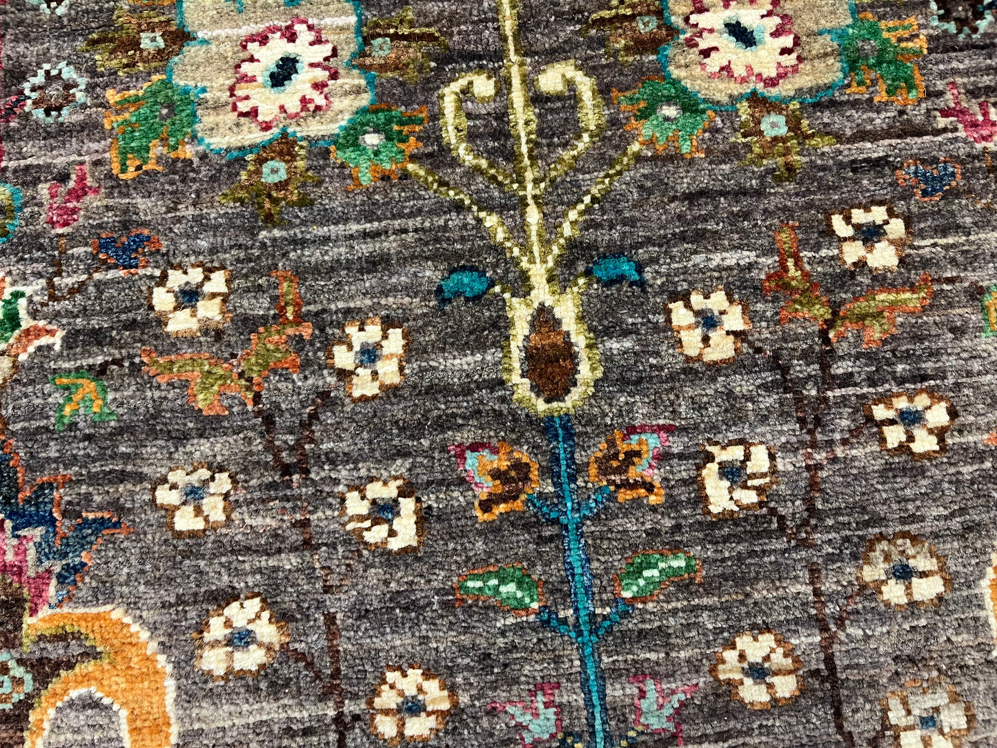 Gray Mohal 4X6 Handmade Wool Rug # 14592