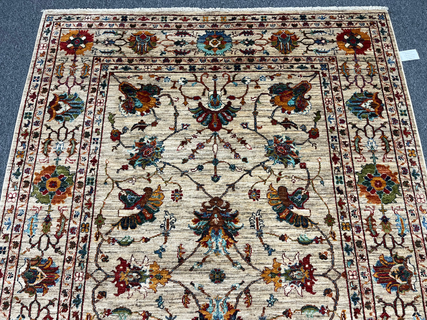 Beige Floral Mohal 6X8 Handmade Wool Rug # 14589