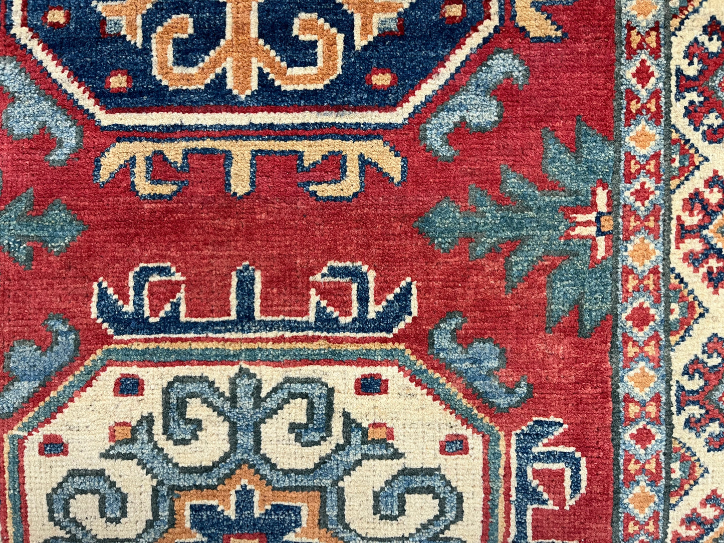 3' X 4' Kazak Handmade Wool Rug # 13864