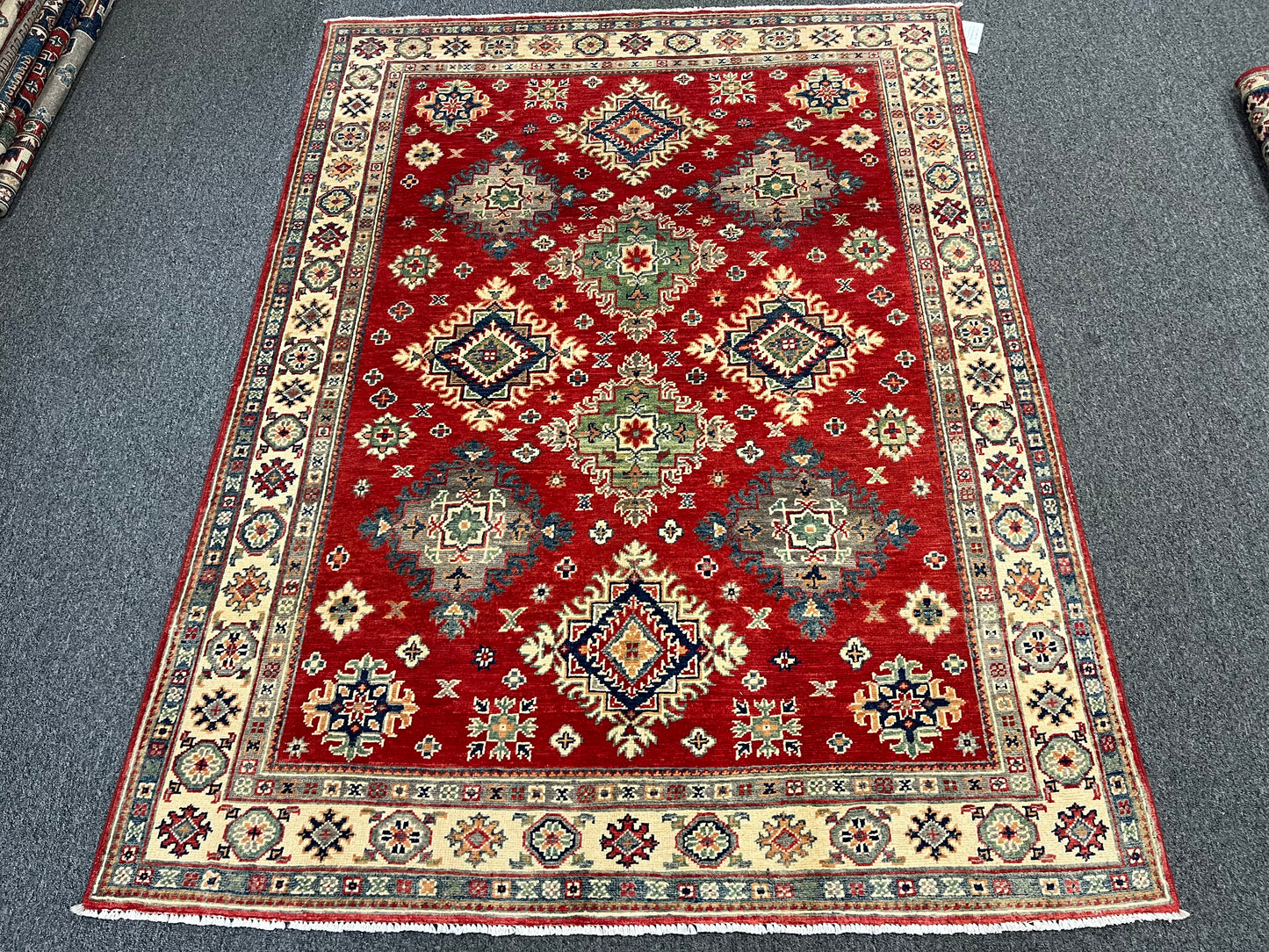 Red/Beige 5X7 Kazak Handmade Wool Rug # 13842