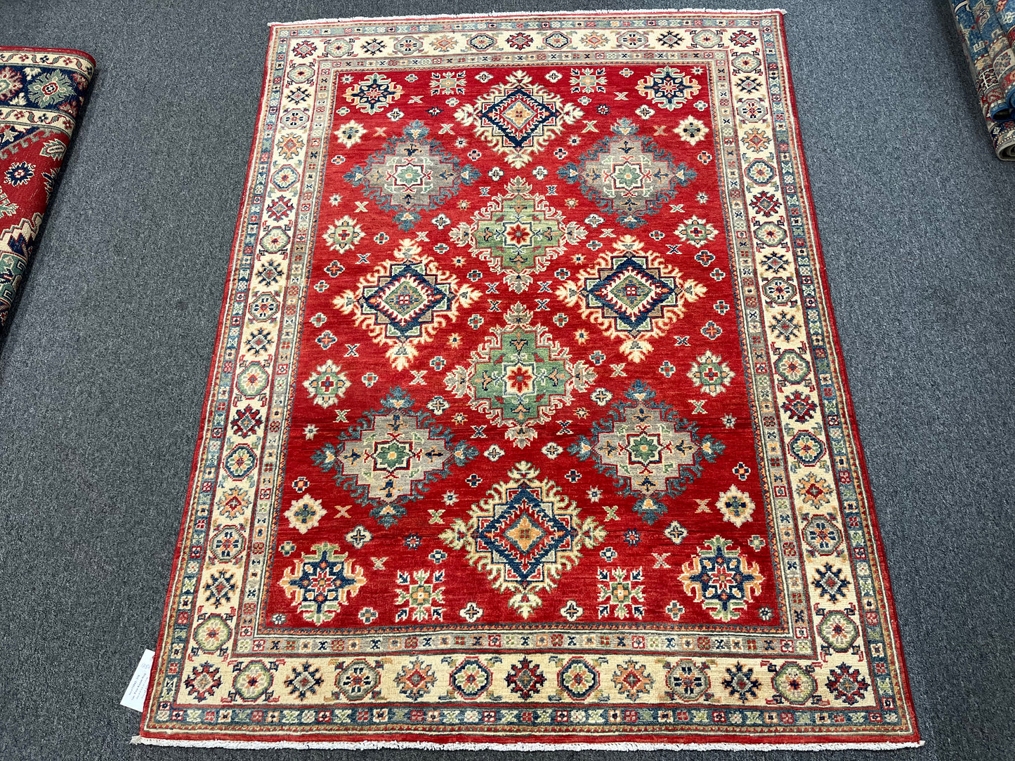 Red/Beige 5X7 Kazak Handmade Wool Rug # 13842