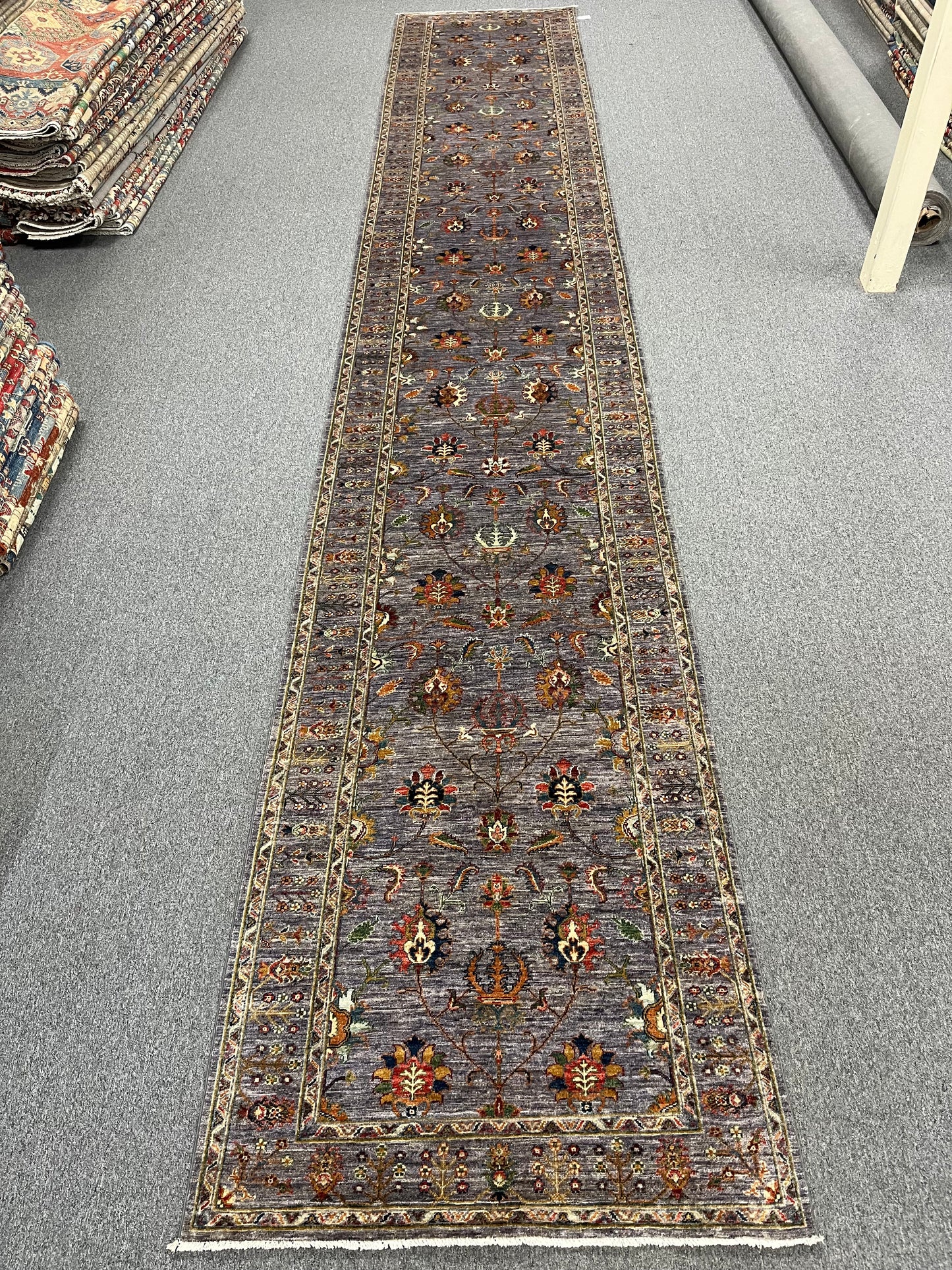 4' X 24' Mahal Lavender color Handmade Wool Rug # 14345