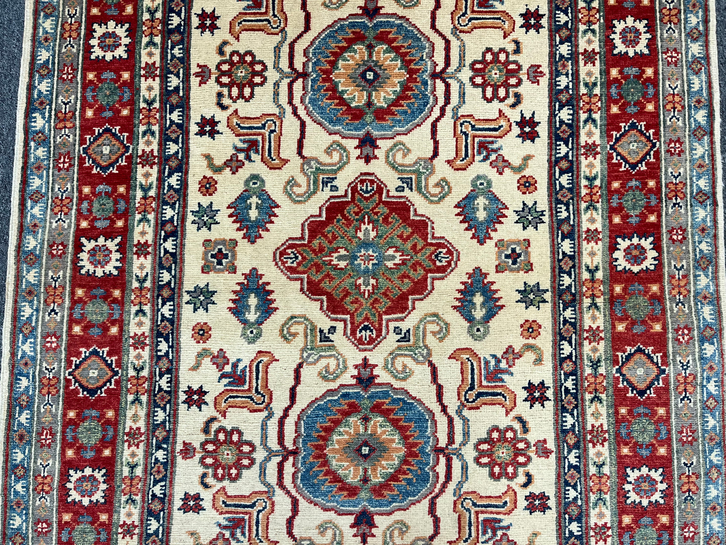 Handmade Beige/Red Kazak 4X6 Oriental Wool Rug # 13928