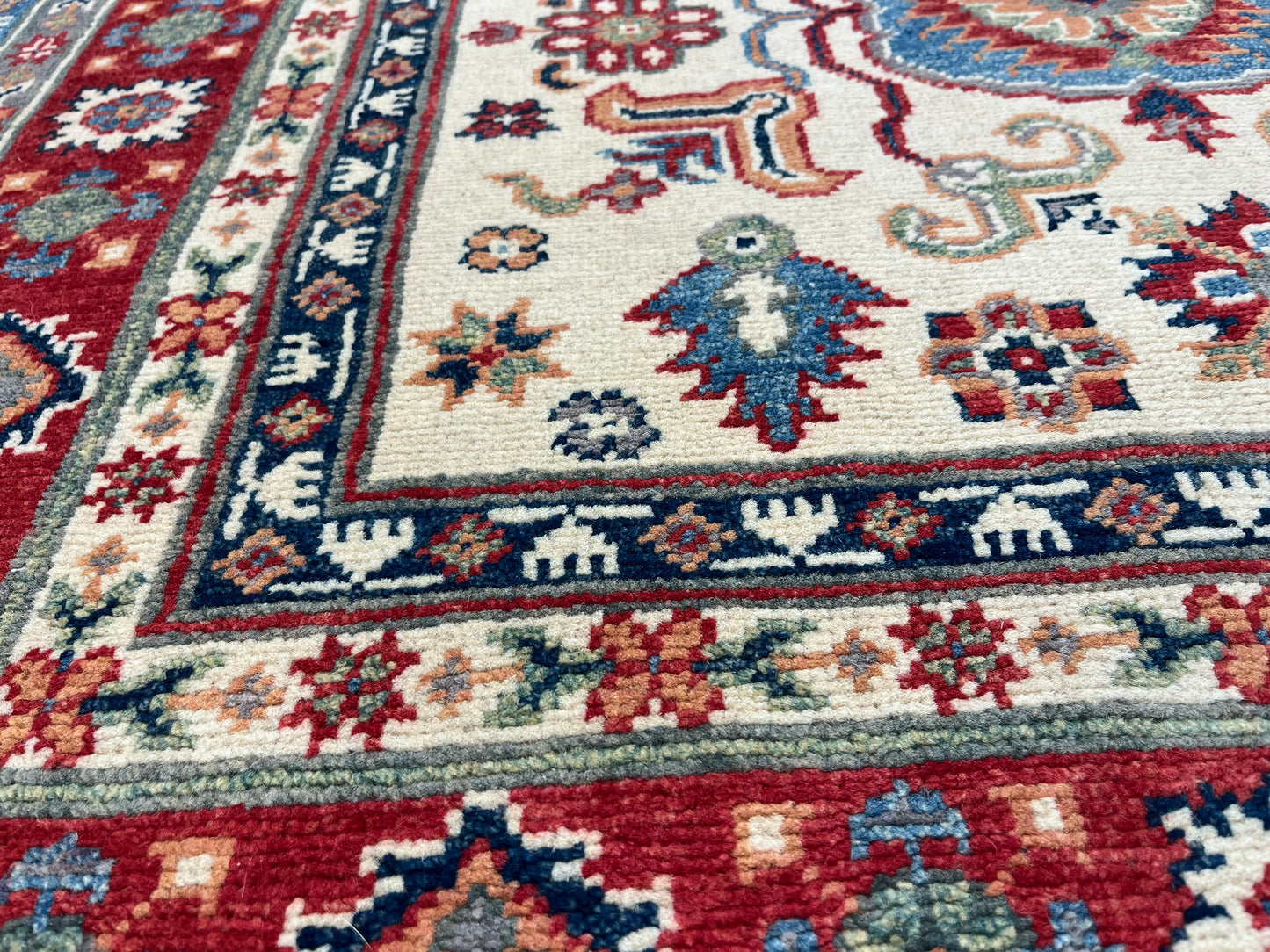 Handmade Beige/Red Kazak 4X6 Oriental Wool Rug # 13928