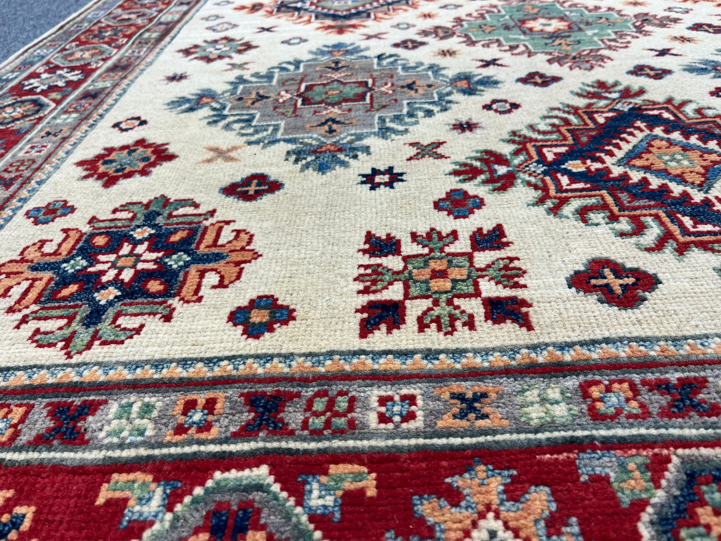 Kazak Beige/Red 5X7 Handmade Wool Rug # 13816