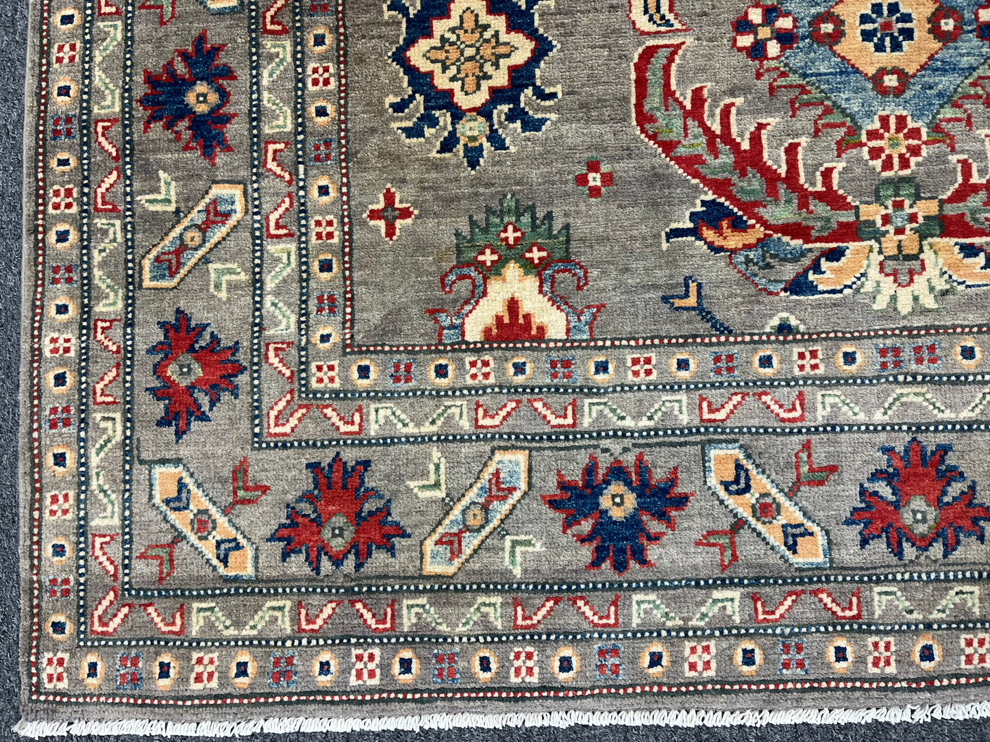 Gray Geometric Kazak 5X7 Handmade Wool Rug # 13608