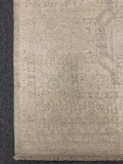 Chobi 8X10 Soft Gray/Ivory Handmade Wool Rug # 11390