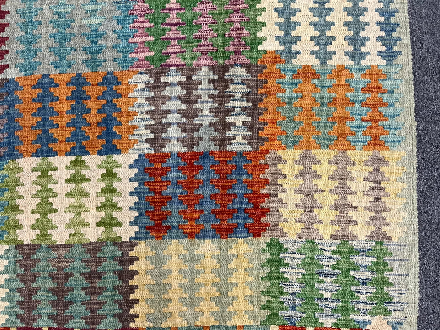 Kilim Flatweave 7X10 Reversible Multicolor Wool Rug # 13574