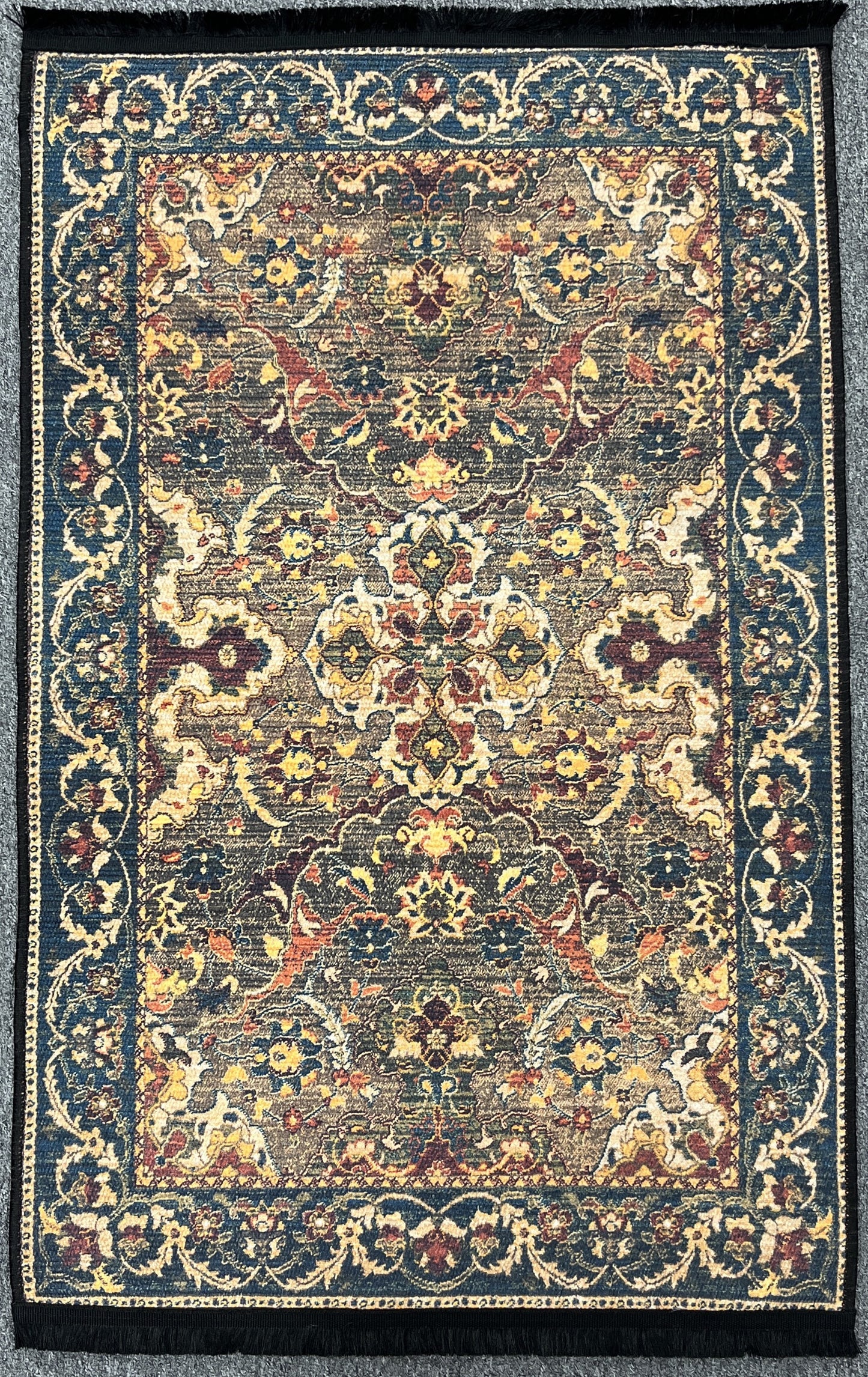 3X4 Tabrez Machine Washable Area Rug