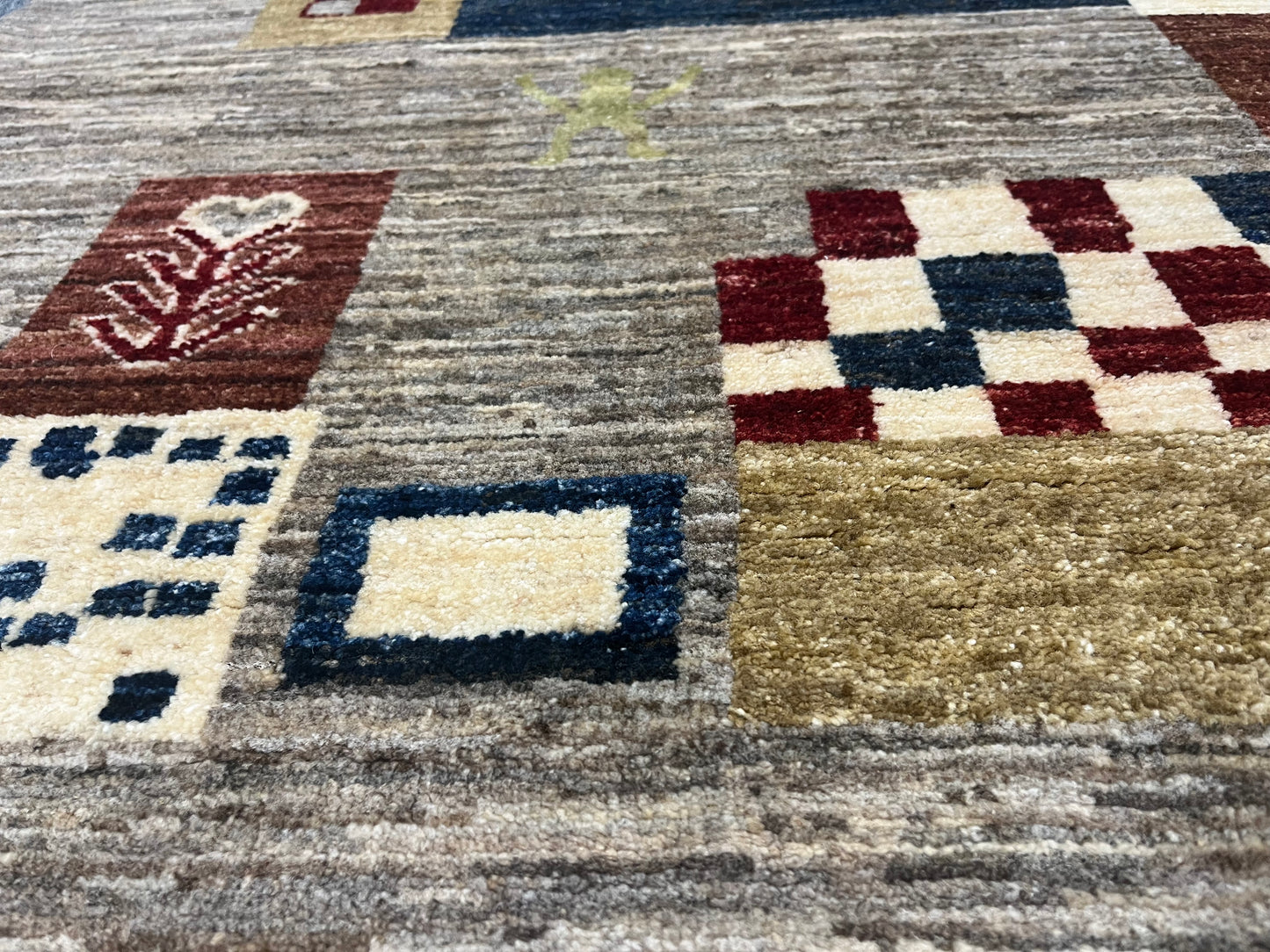 6X8 Gabbeh Loribaft Handmade Wool Tribal Rug # 14434
