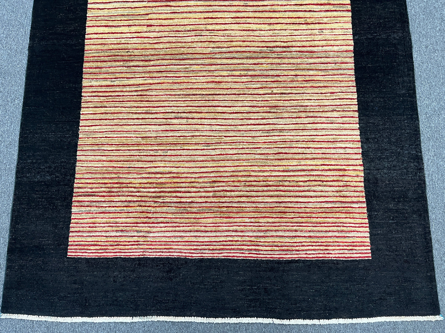Tribal Gabah Black Border 5X7 Handmade Wool Rug # 8968