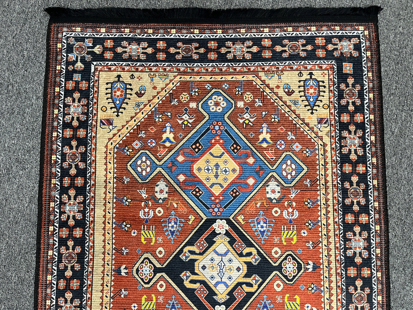 3X4 Geometric Medallion Machine Washable Area Rug