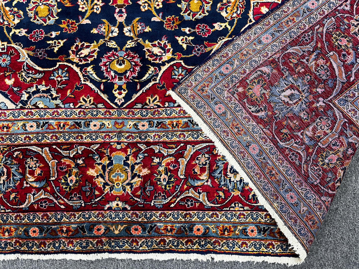 Navy Blue Medallion 10X13 classic hand-knotted Wool Rug